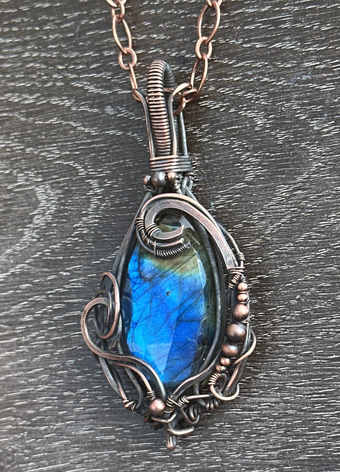 Blue-to-amber labradorite copper wrapped pendant necklace